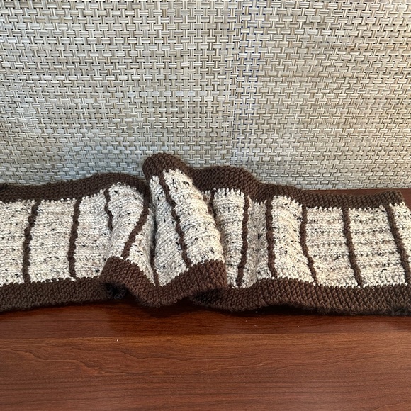 Handmade Stone Flecked Acrylic Chunky Ribbed Winter Scarf - Picture 5 of 6